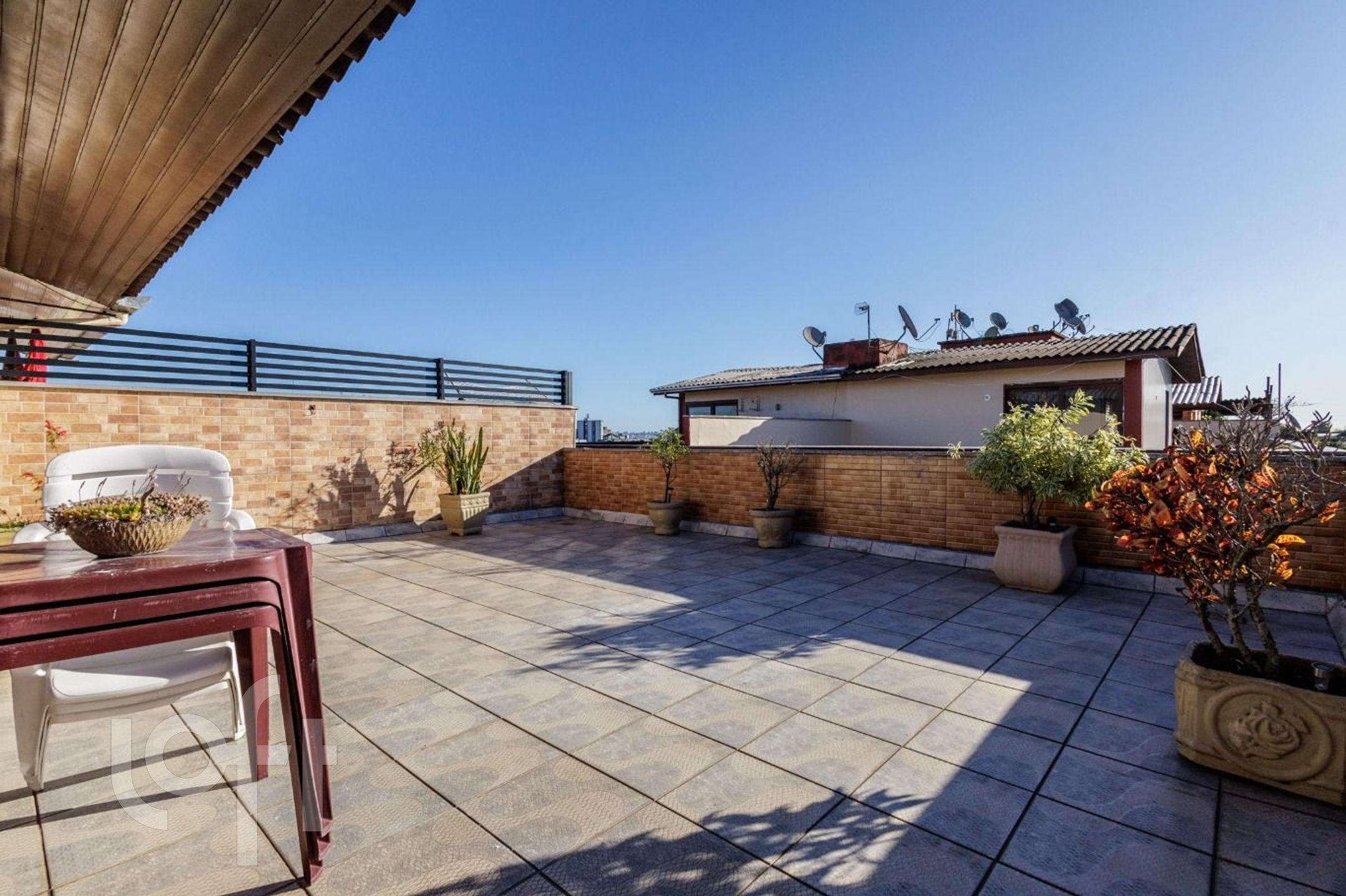 Imagem da propriedade 16