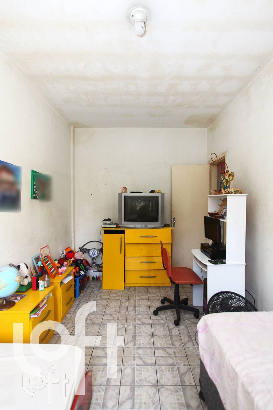 Apartamento à venda com 2 quartos, 77m² - Foto 3