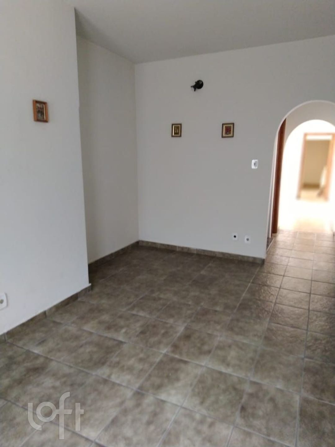 Casa à venda com 4 quartos, 192m² - Foto 3