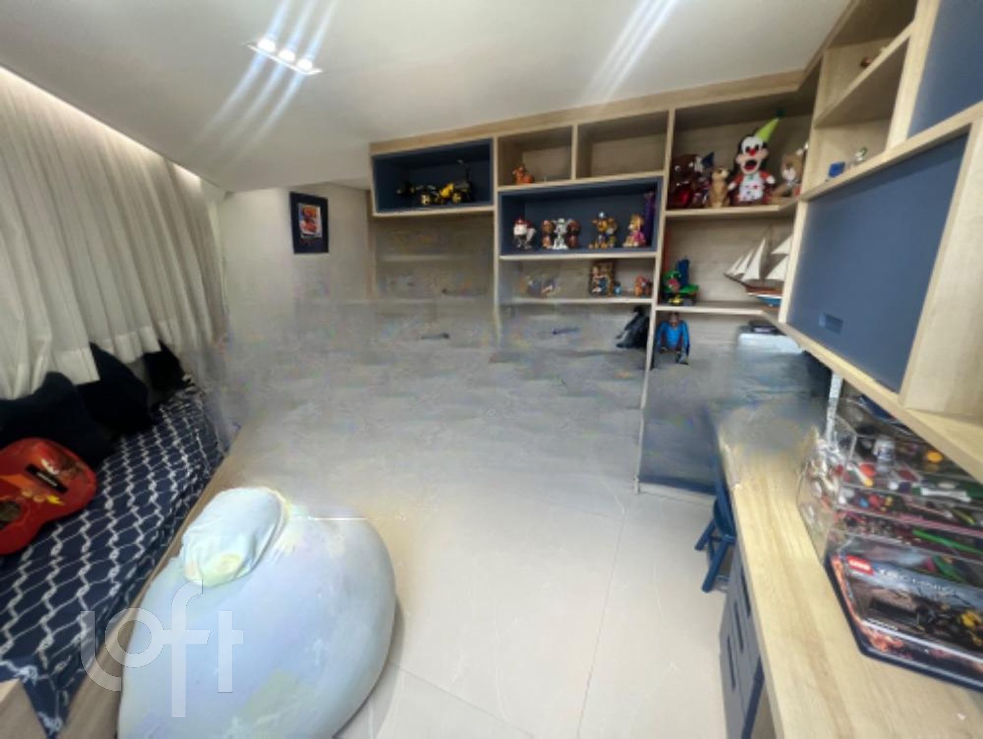 Apartamento à venda com 3 quartos, 300m² - Foto 9