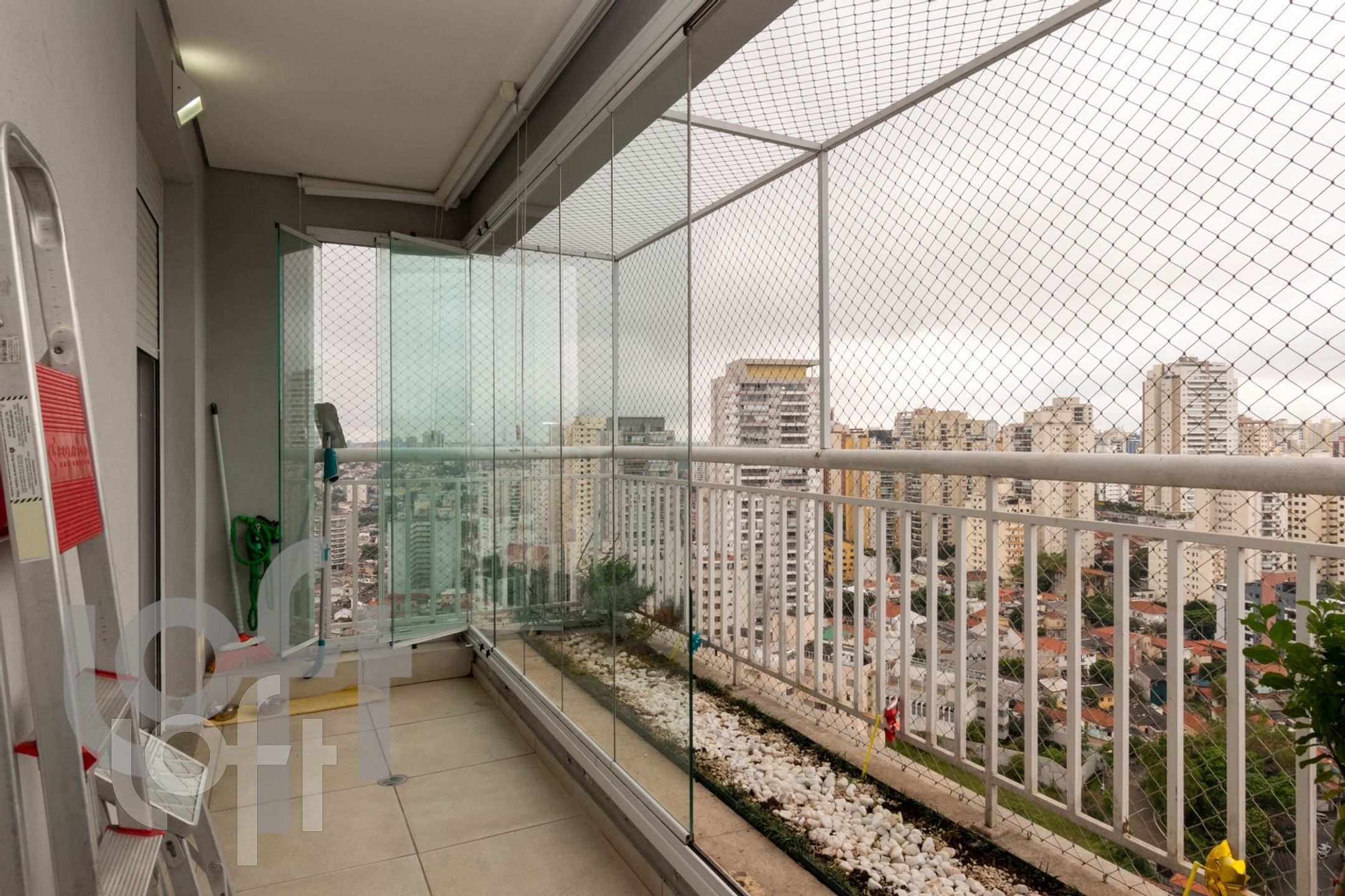 Apartamento à venda com 2 quartos, 114m² - Foto 2