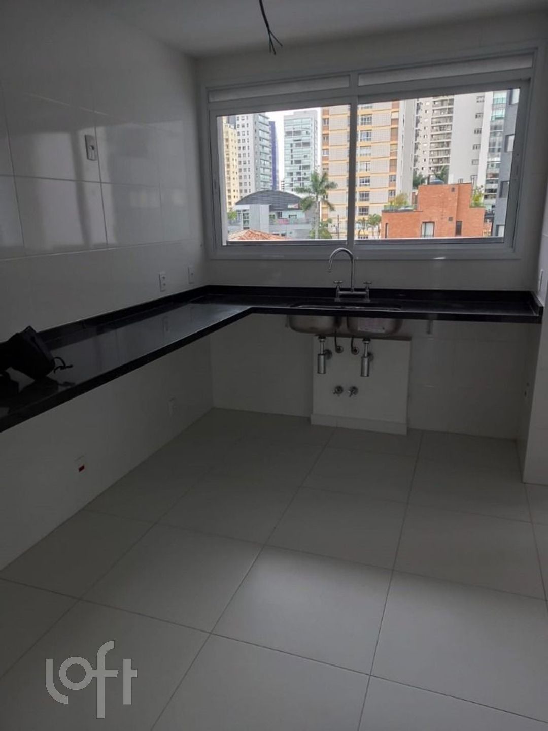 Apartamento à venda com 4 quartos, 163m² - Foto 3