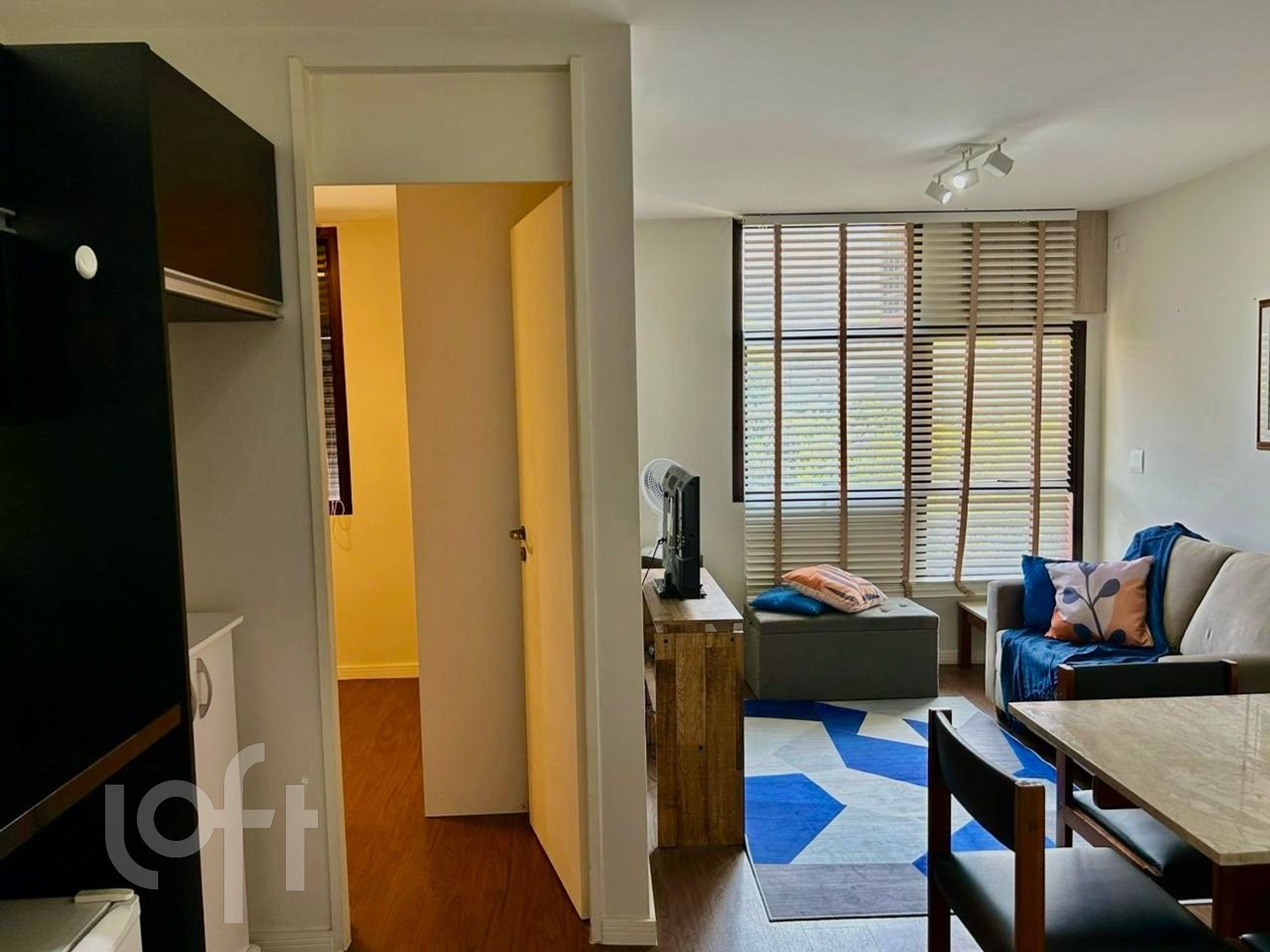 Apartamento à venda com 1 quarto, 40m² - Foto 16