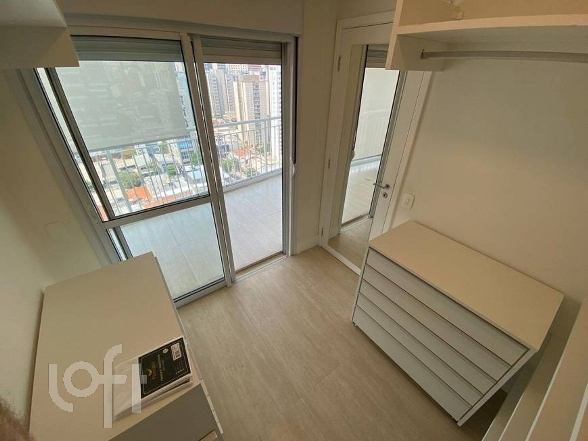 Apartamento à venda com 1 quarto, 80m² - Foto 24