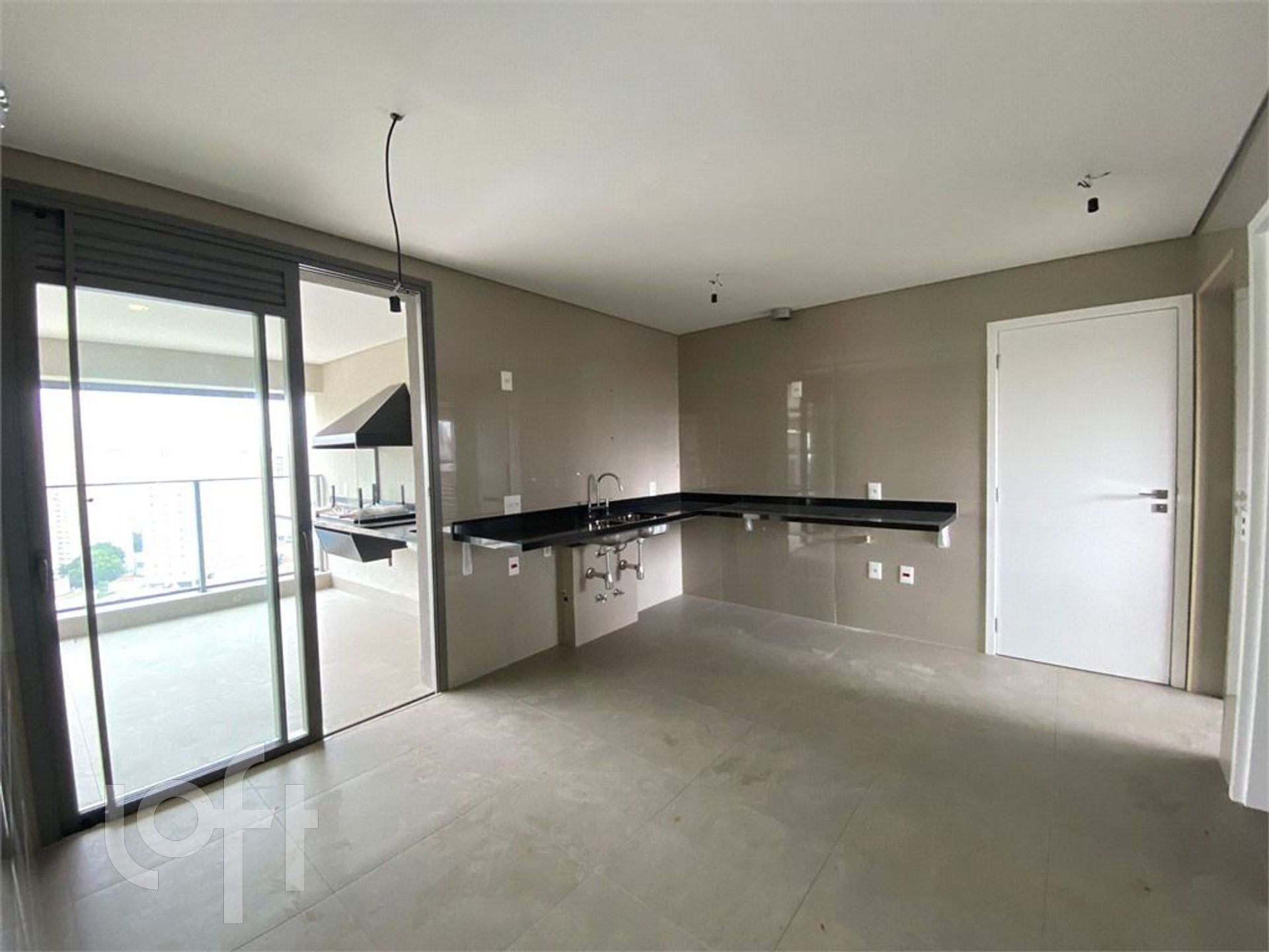 Apartamento à venda com 3 quartos, 160m² - Foto 6