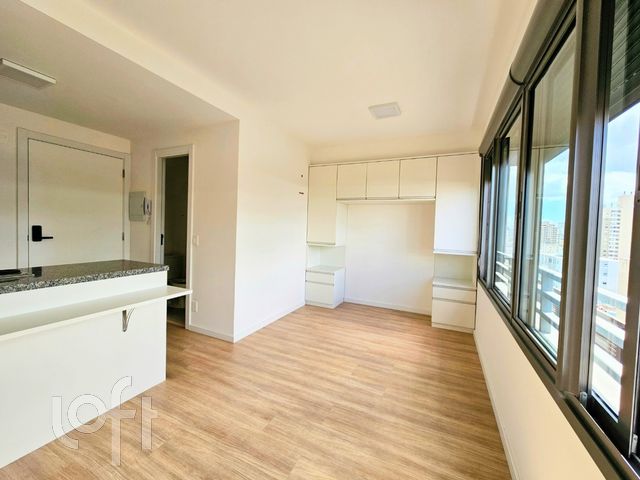 Apartamento com 27m², 1 dormitório, Cidade Baixa em Porto Alegre