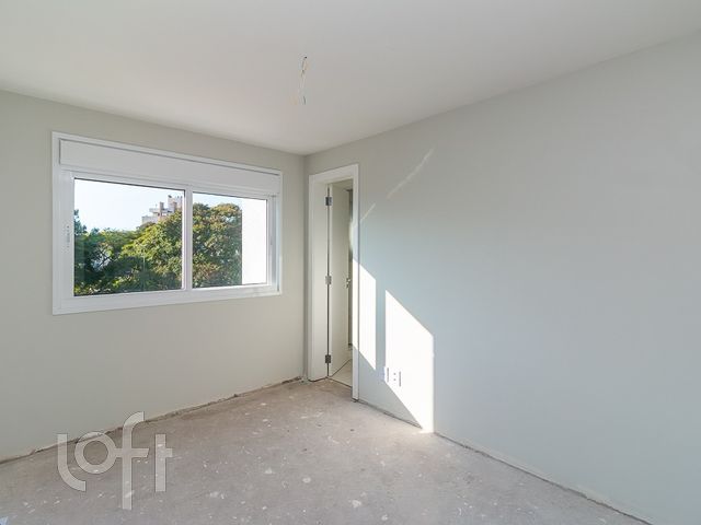 Apartamento com 84m², 3 dormitórios, 1 suíte, 2 vagas, Jardim Europa em Porto Alegre