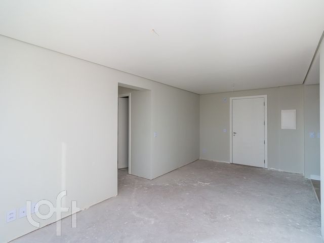 Apartamento com 84m², 3 dormitórios, 1 suíte, 2 vagas, Jardim Europa em Porto Alegre