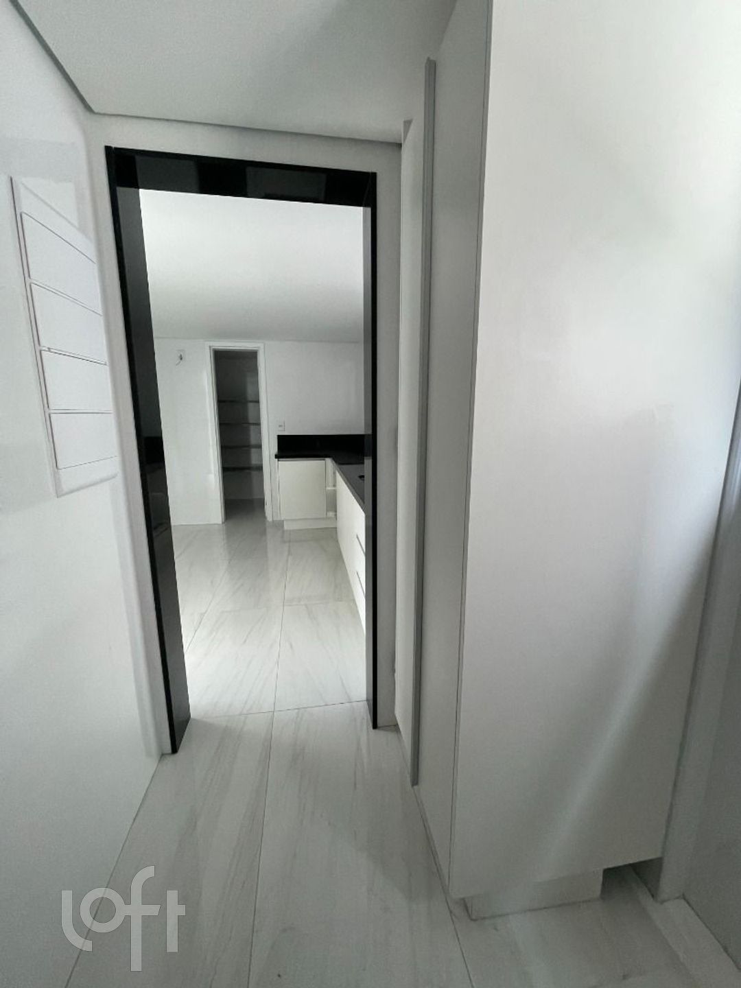 Apartamento à venda com 3 quartos, 160m² - Foto 10