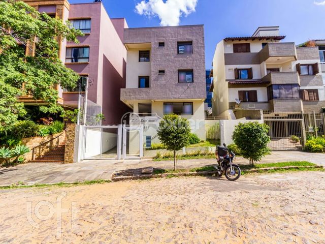 Apartamento com 72m², 2 dormitórios, 1 suíte, 1 vaga, Chácara das Pedras em Porto Alegre