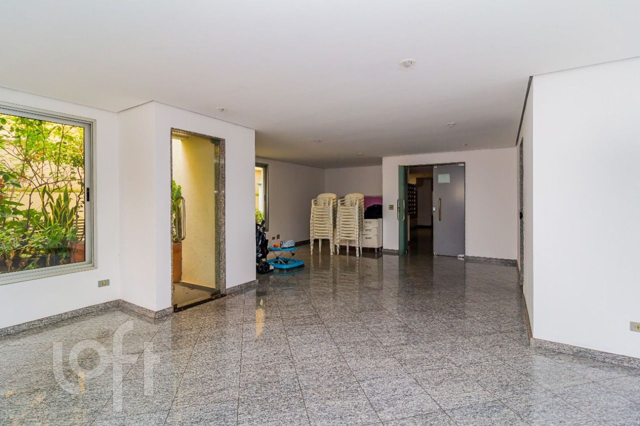 Apartamento à venda com 1 quarto, 42m² - Foto 25