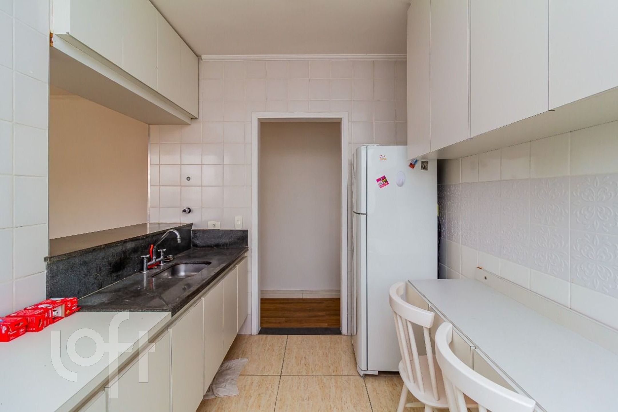 Apartamento à venda com 1 quarto, 42m² - Foto 9