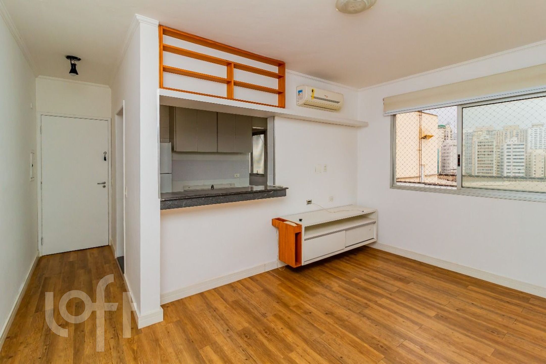 Apartamento à venda com 1 quarto, 42m² - Foto 1