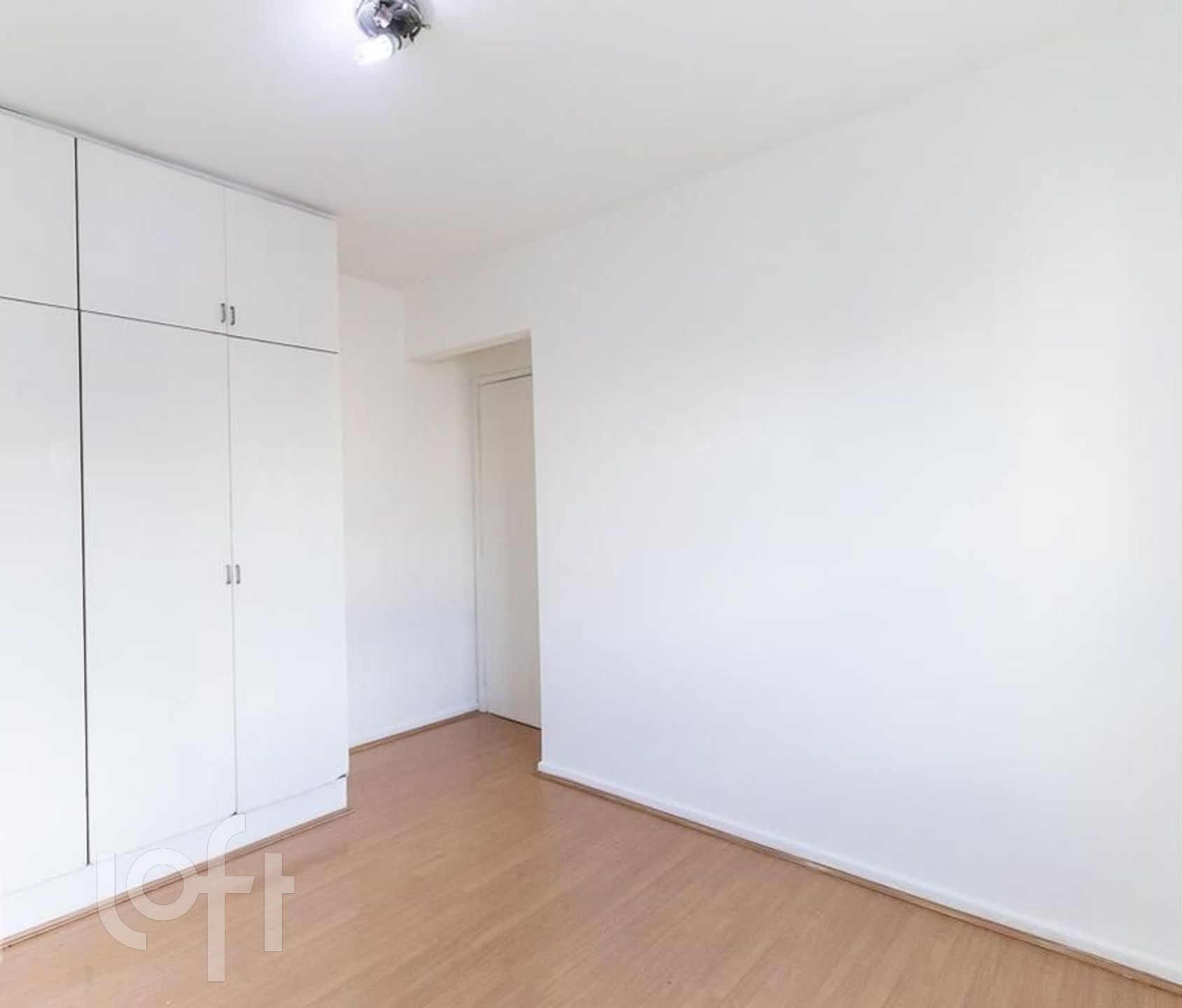 Apartamento à venda com 2 quartos, 70m² - Foto 9