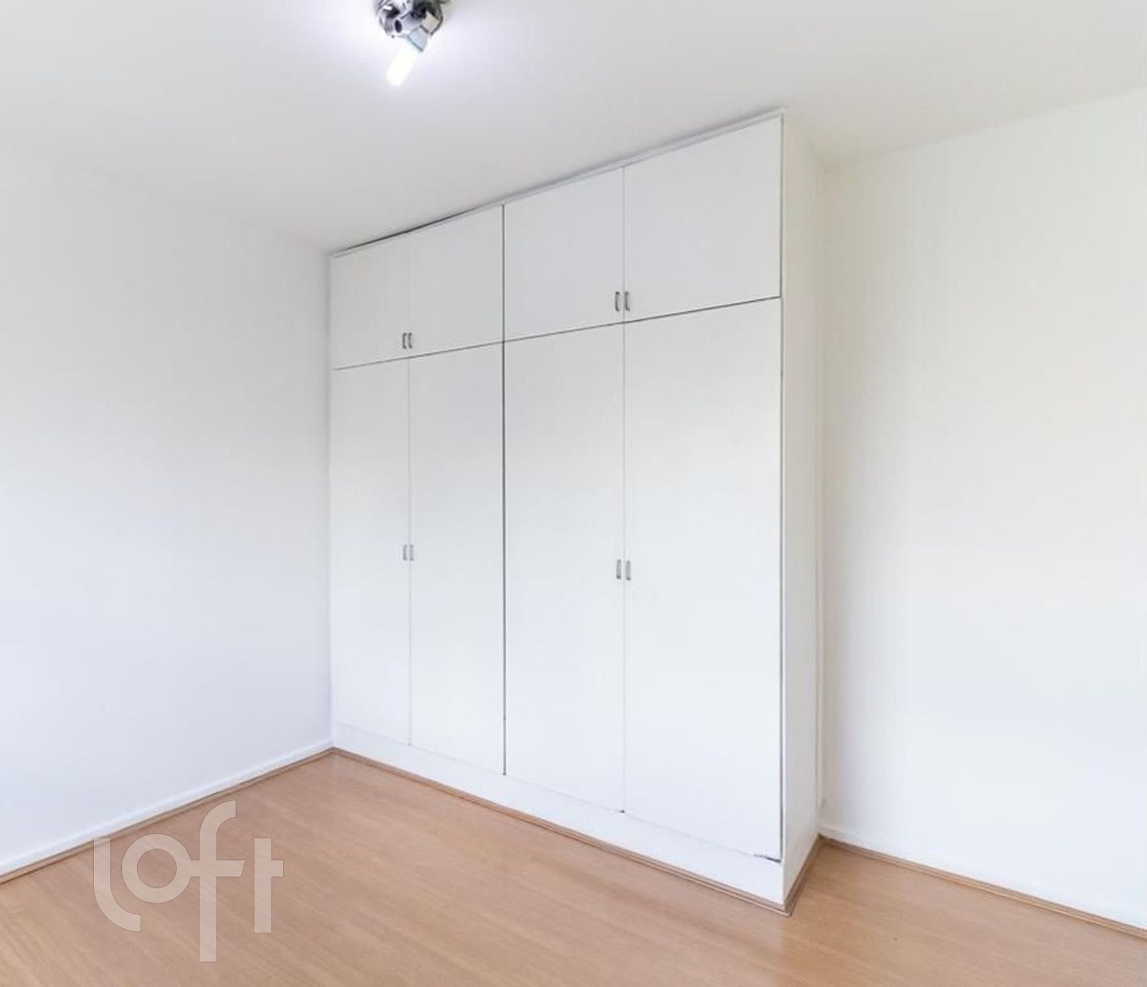 Apartamento à venda com 2 quartos, 70m² - Foto 10