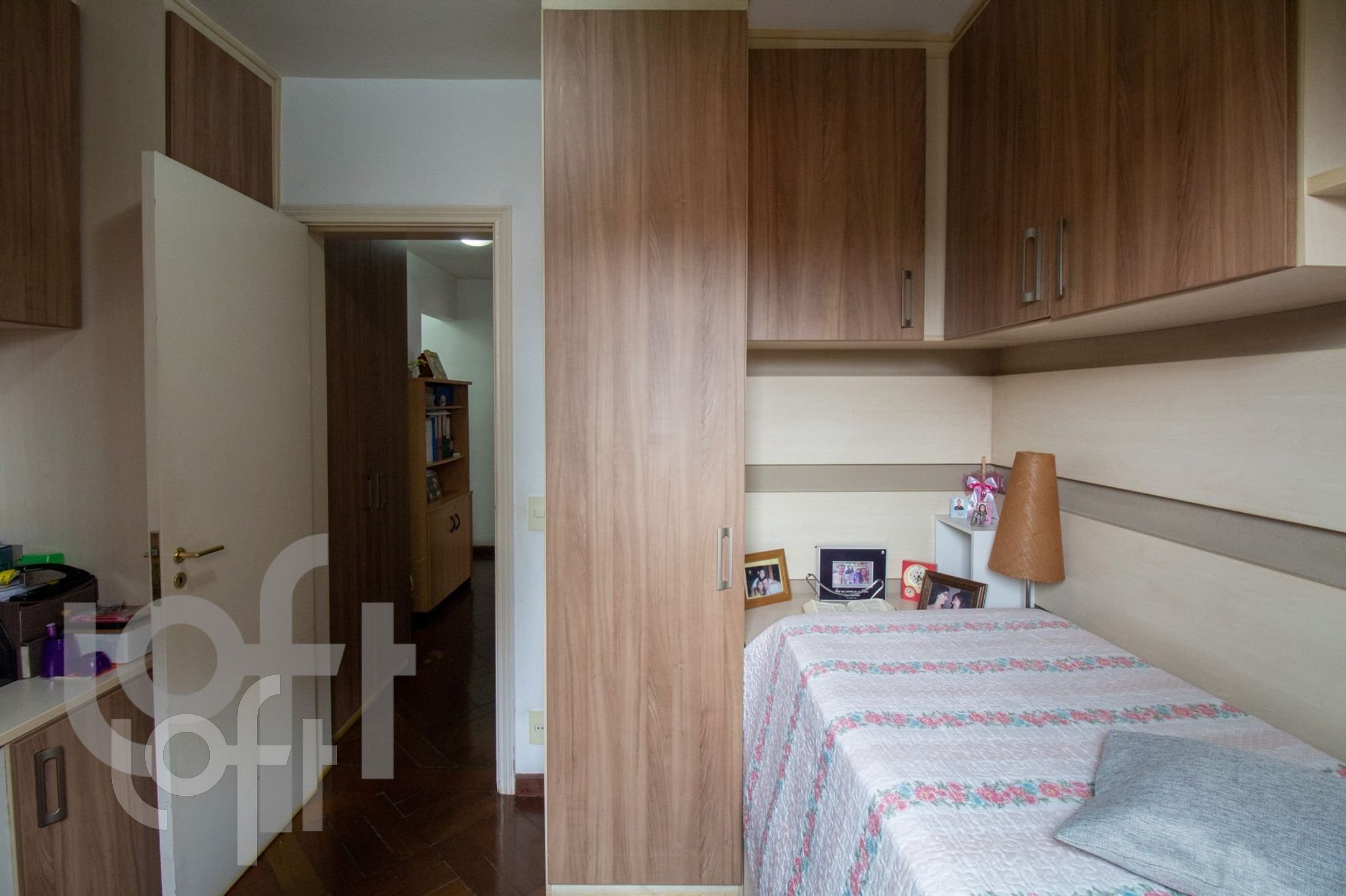 Apartamento à venda com 4 quartos, 105m² - Foto 3