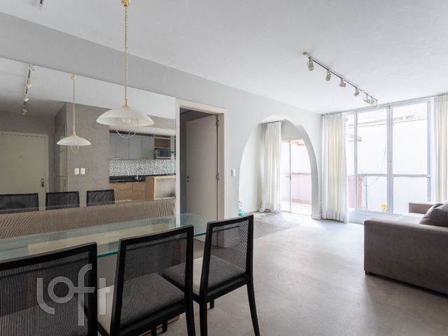 Apartamento com 92m², 2 dormitórios, 1 vaga, Santa Cecília em Porto Alegre