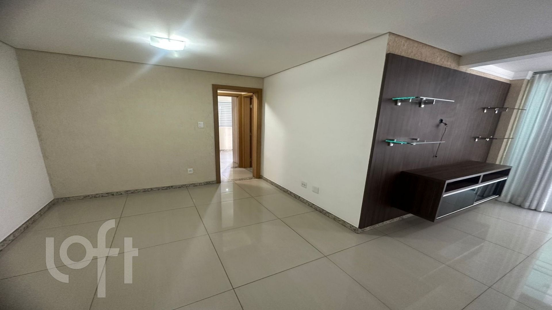 Apartamento à venda com 3 quartos, 129m² - Foto 2