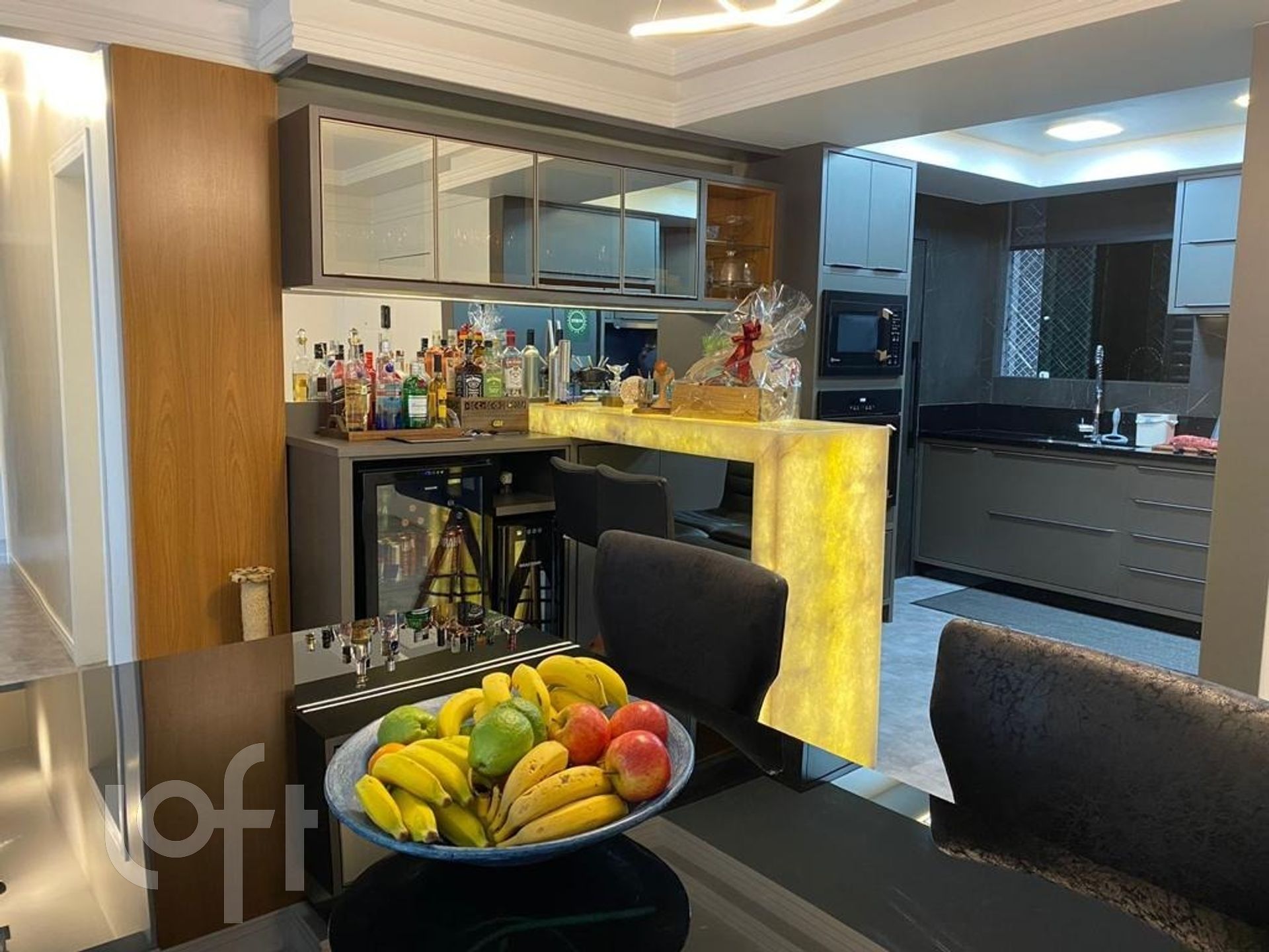 Apartamentos com 115m², 3 quartos, 1 suíte, 1 garagem, no bairro Centro em Balneário Camboriú