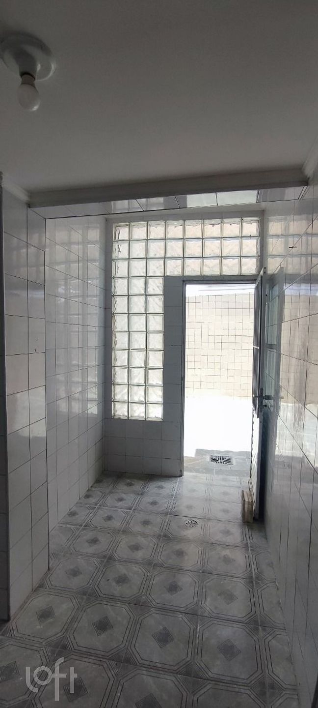 Casa à venda com 3 quartos, 100m² - Foto 4