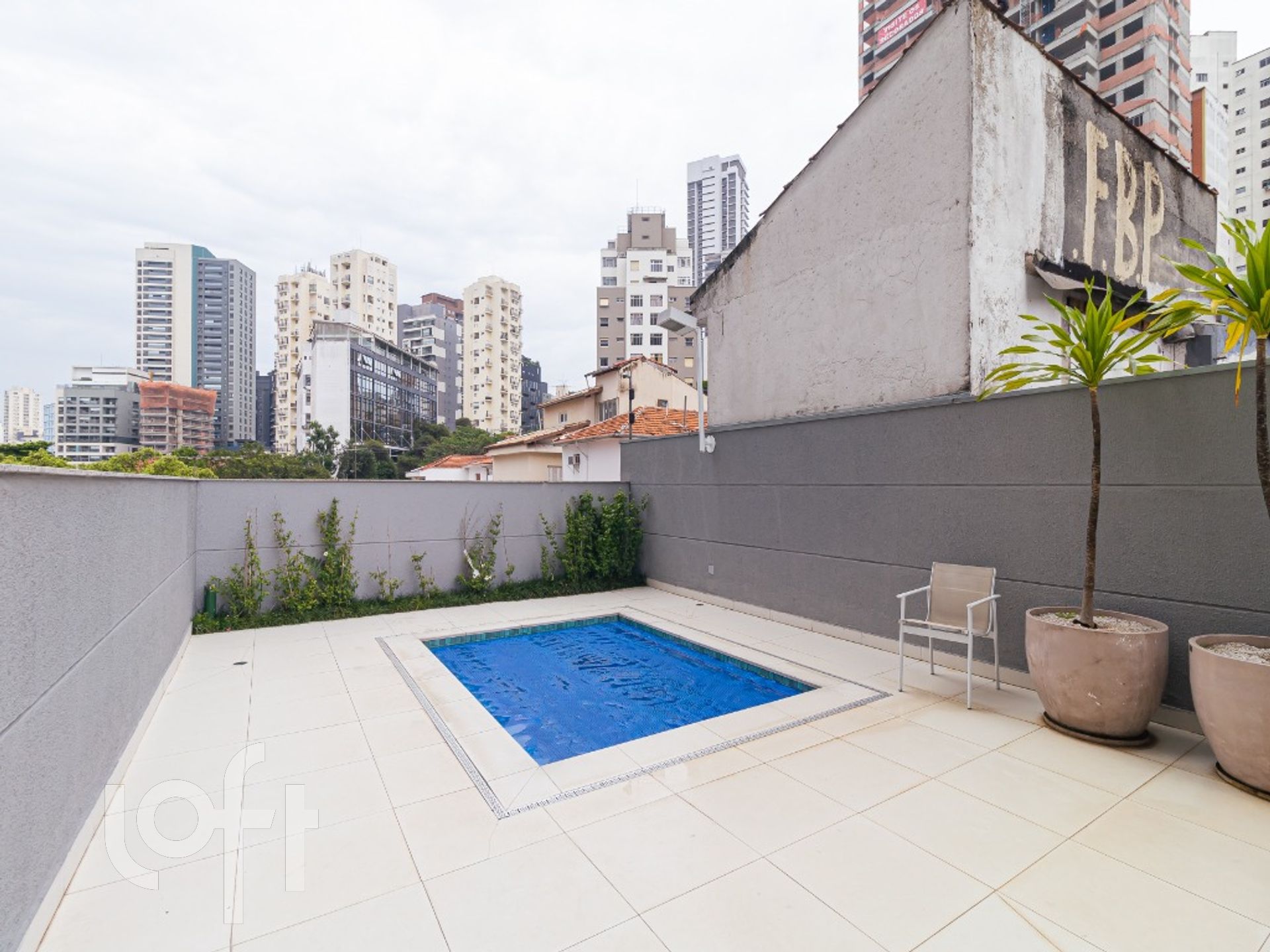 Apartamento à venda com 2 quartos, 69m² - Foto 87