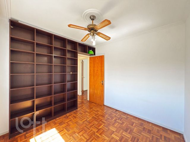 Apartamento com 63m², 2 dormitórios, 1 vaga, Menino Deus em Porto Alegre