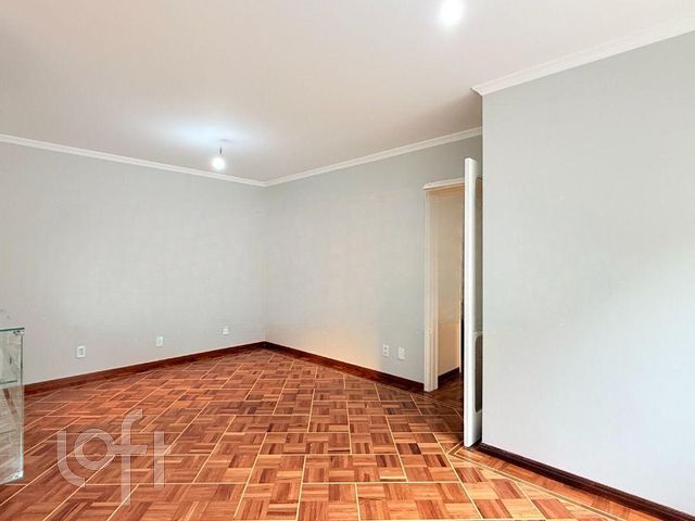Apartamento com 139m², 3 dormitórios, 1 suíte, Menino Deus em Porto Alegre