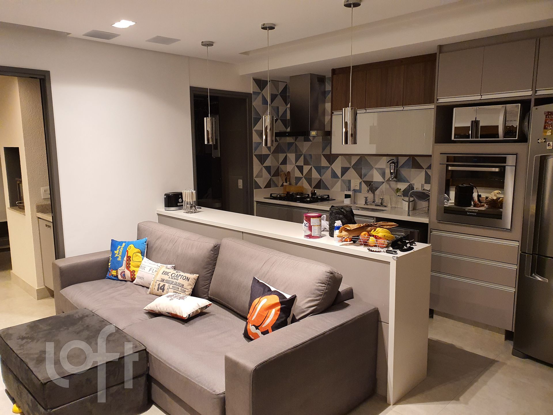 Apartamento à venda com 2 quartos, 83m² - Foto 1