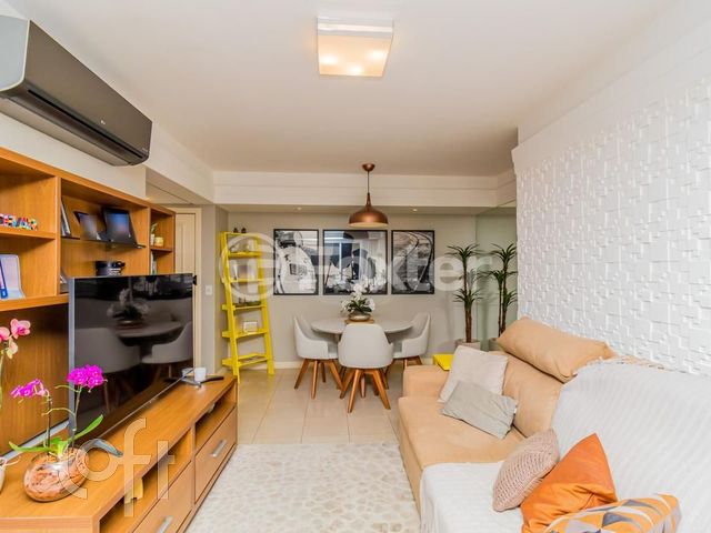 Apartamento com 83m², 2 dormitórios, 1 suíte, 1 vaga, Rio Branco em Porto Alegre