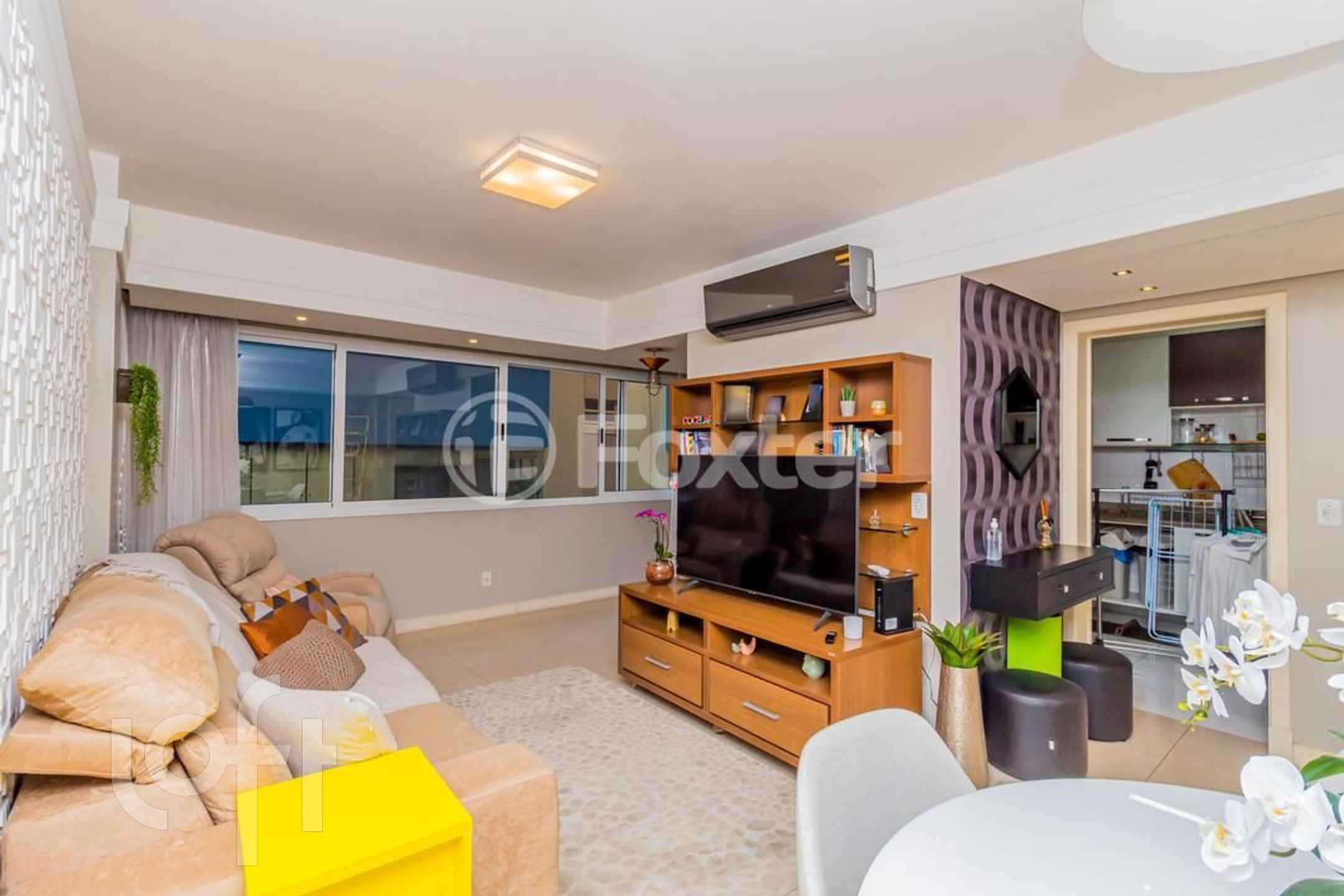 Apartamento com 83m², 2 dormitórios, 1 suíte, 1 vaga, Rio Branco em Porto Alegre