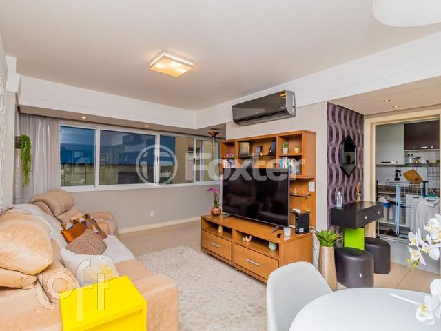 Apartamento com 83m², 2 dormitórios, 1 suíte, 1 vaga, Rio Branco em Porto Alegre