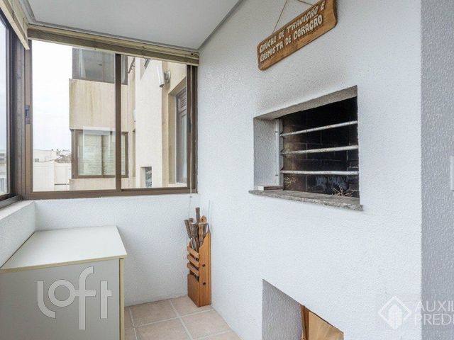 Apartamento com 74m², 2 dormitórios, 1 vaga, Santana em Porto Alegre