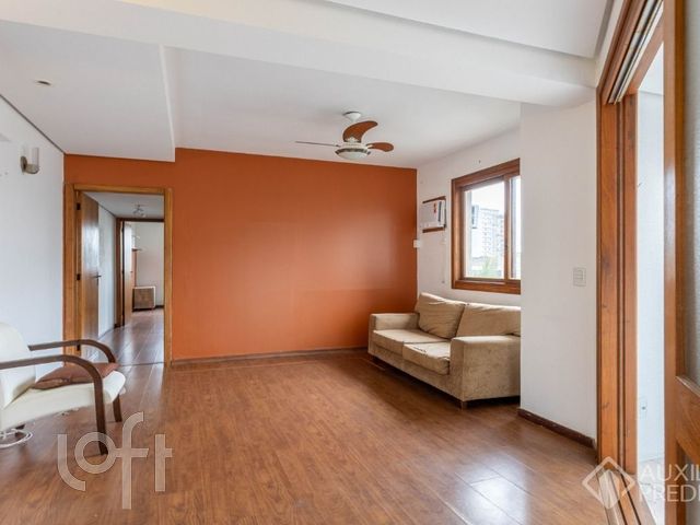 Apartamento com 74m², 2 dormitórios, 1 vaga, Santana em Porto Alegre