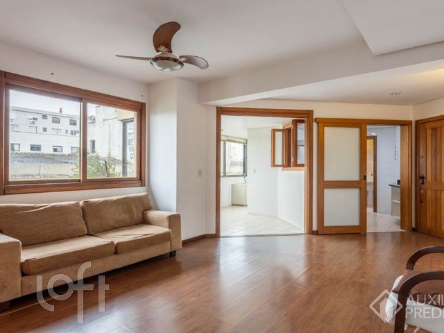 Apartamento com 74m², 2 dormitórios, 1 vaga, Santana em Porto Alegre