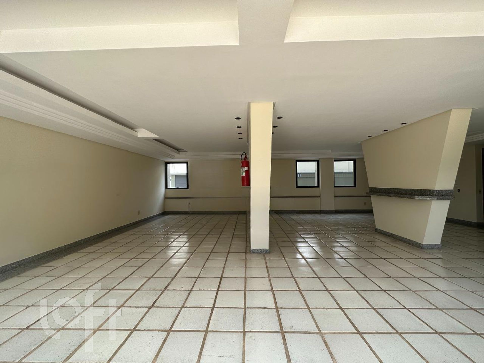 Apartamento à venda com 4 quartos, 200m² - Foto 21