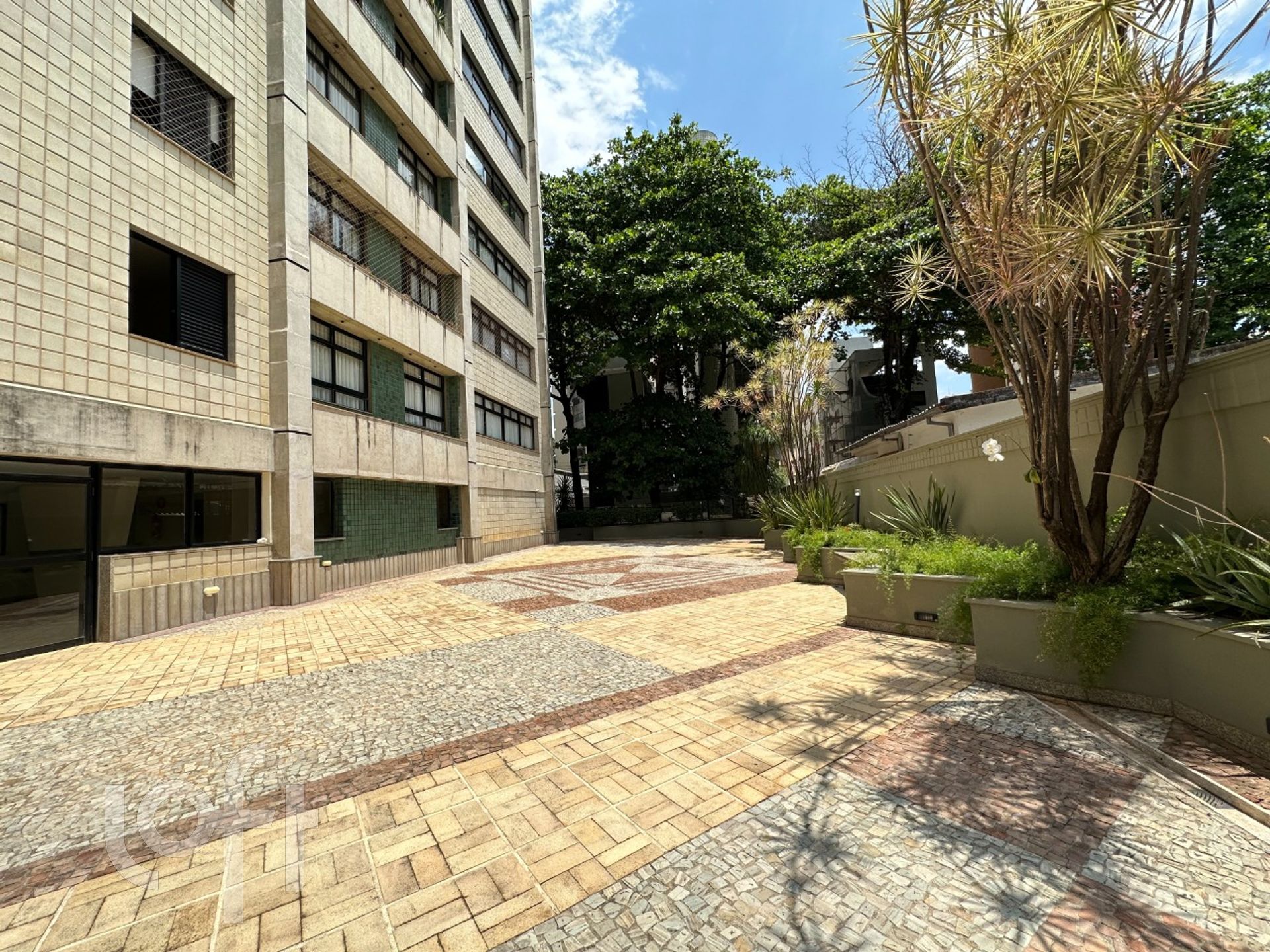 Apartamento à venda com 4 quartos, 200m² - Foto 23