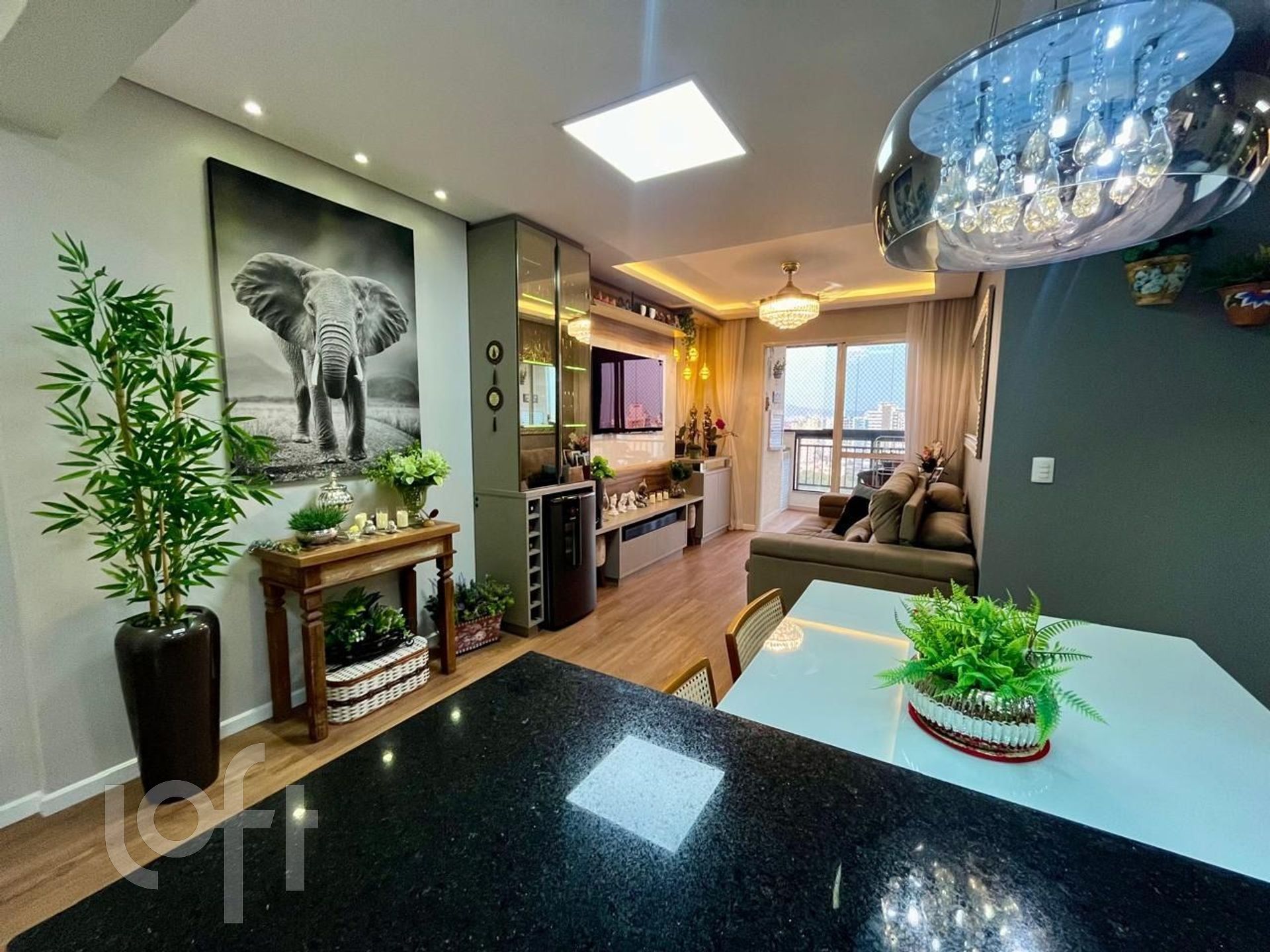 Apartamento à venda em Kobrasol com 83 m², 3 quartos, 1 suíte, 1 vaga