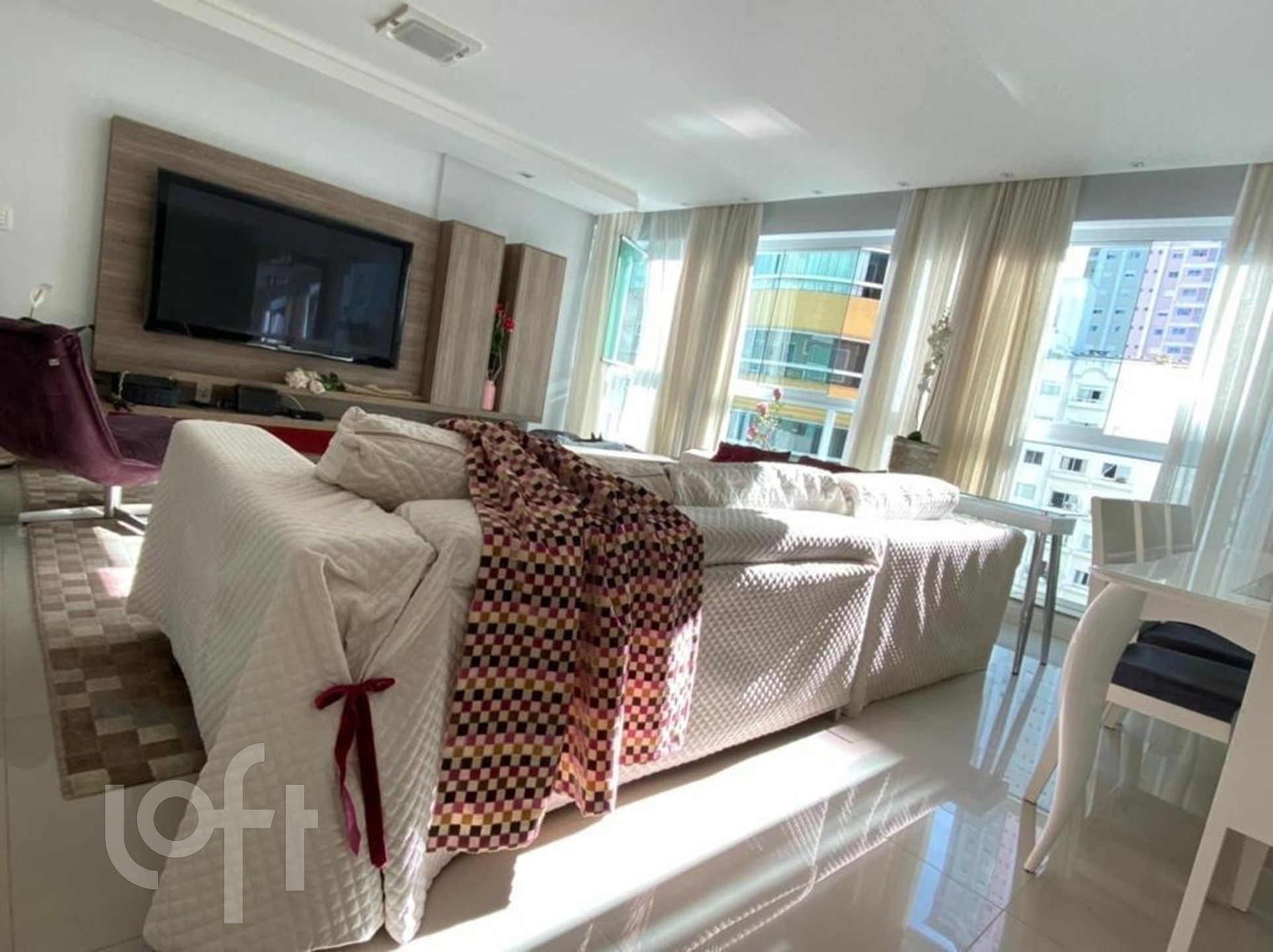 Apartamento à venda em Centro com 181 m², 4 quartos, 2 suítes, 2 vagas
