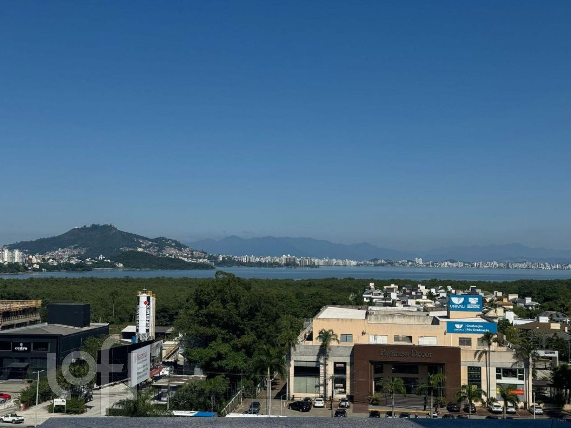 Apartamento à venda em Saco Grande com 127 m², 3 quartos, 1 suíte, 2 vagas