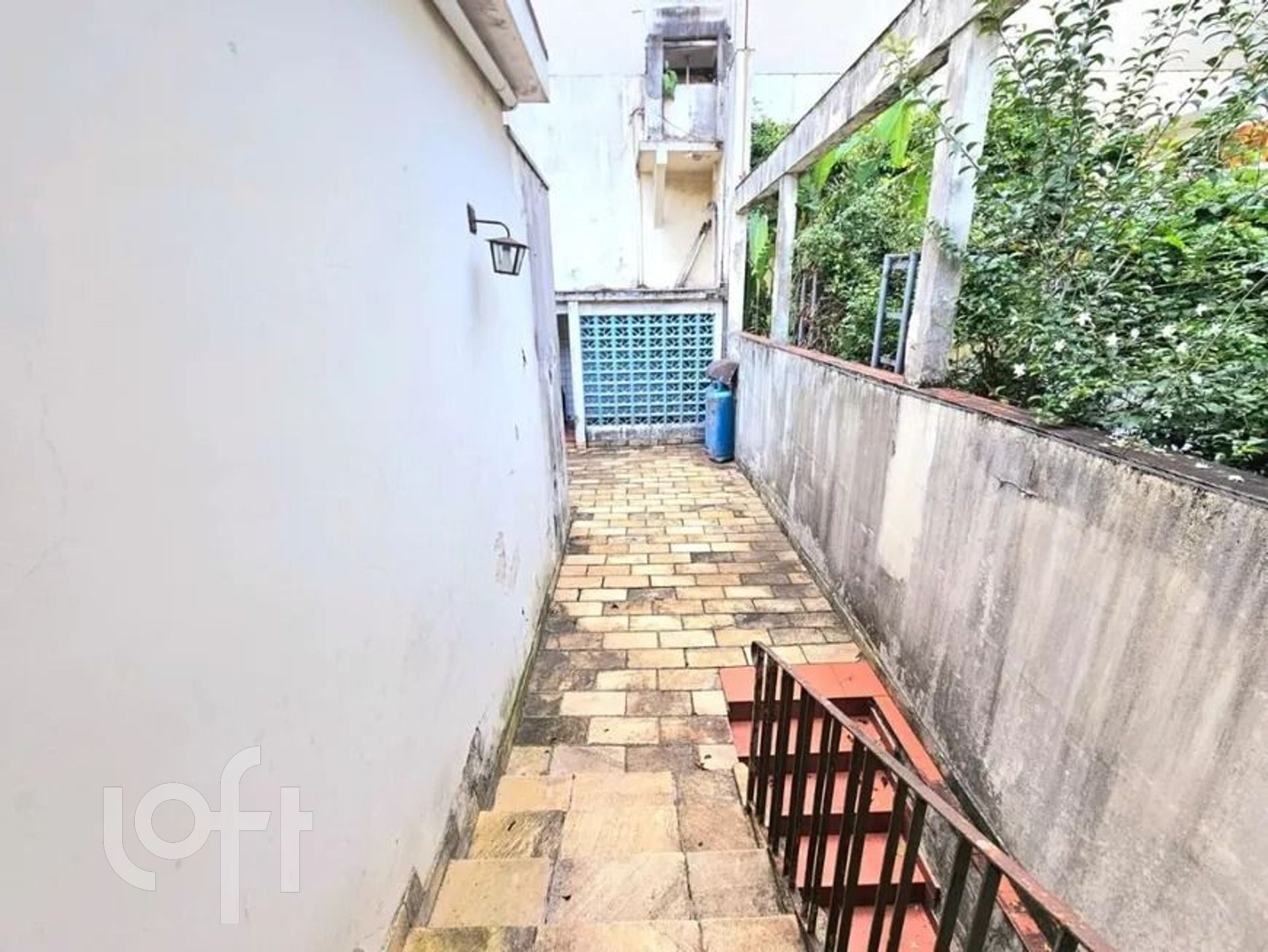 Casa à venda com 4 quartos, 228m² - Foto 14