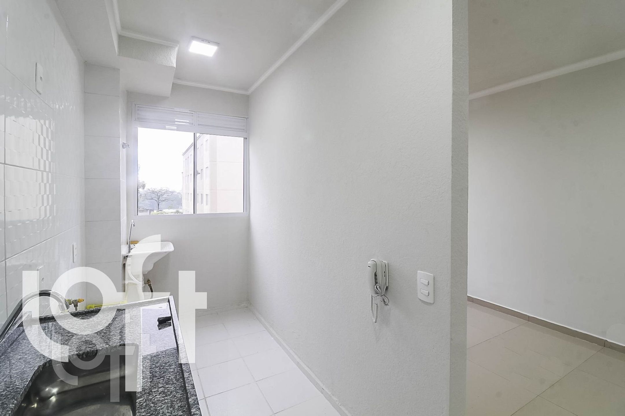 Apartamento à venda com 2 quartos, 41m² - Foto 16