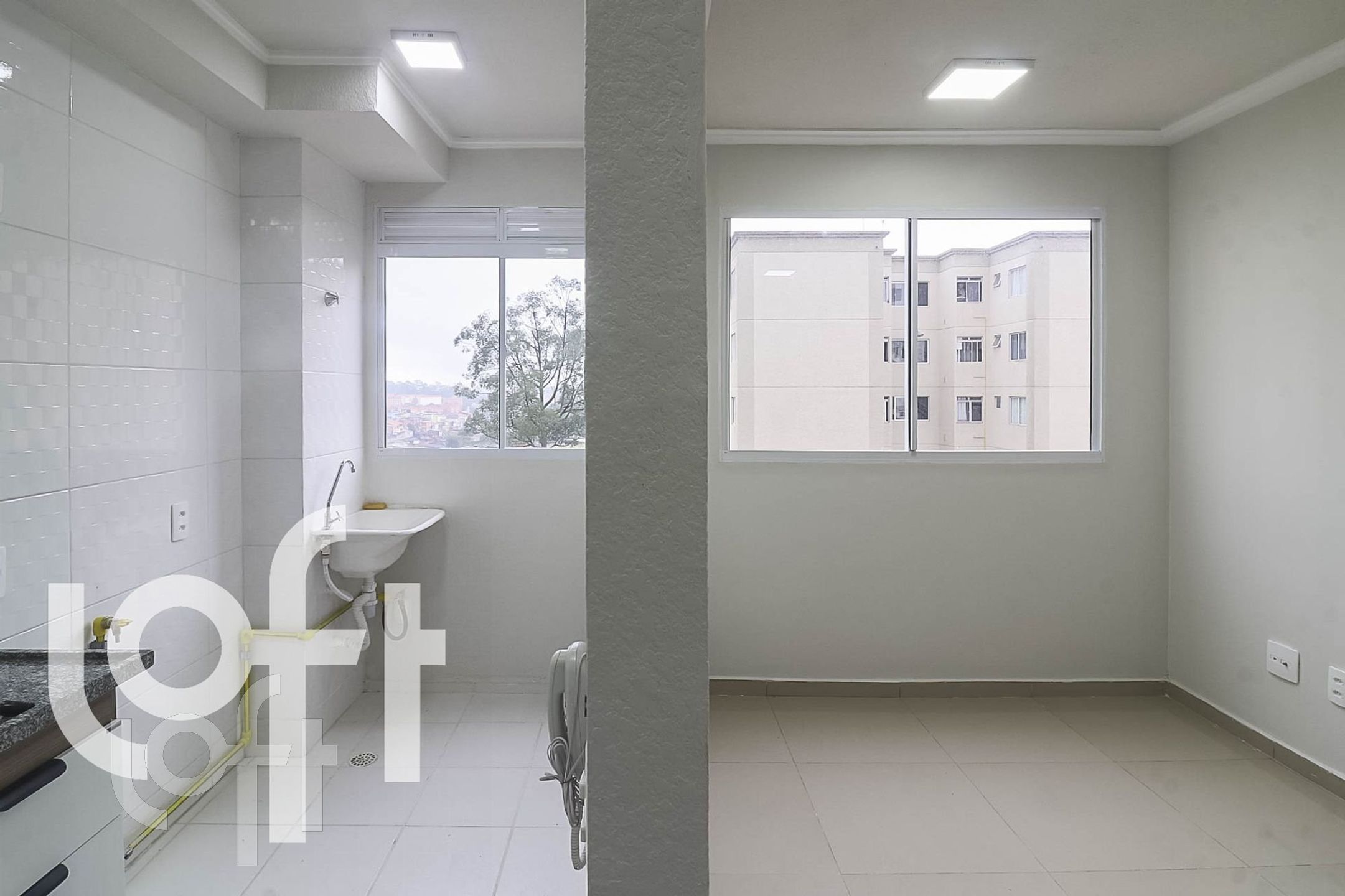 Apartamento à venda com 2 quartos, 41m² - Foto 18