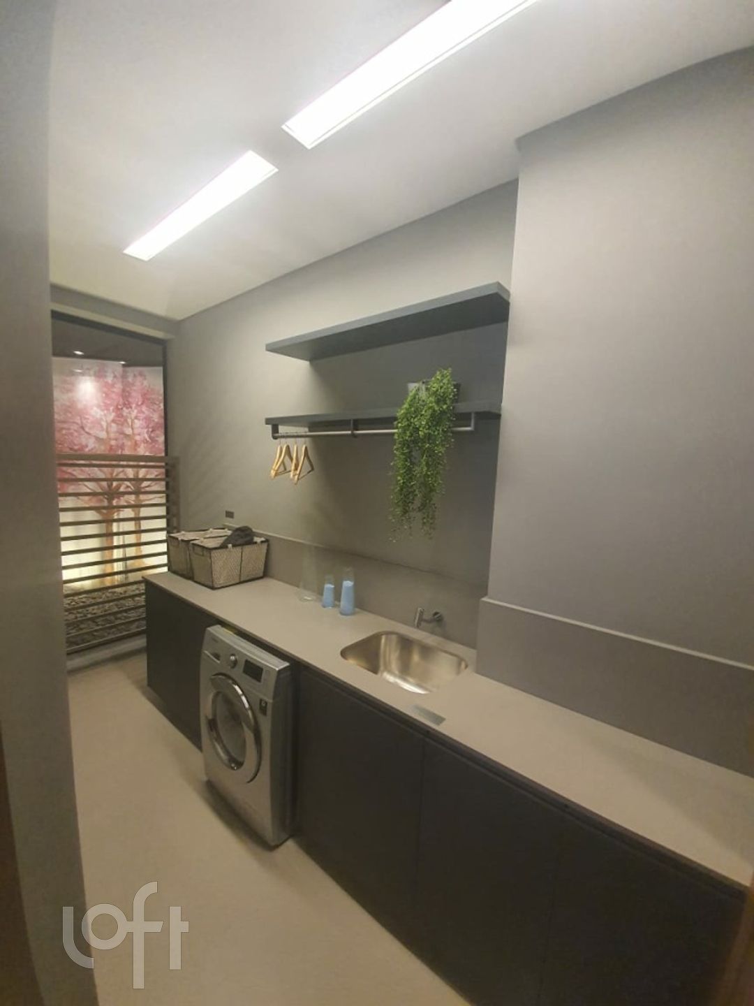 Apartamento à venda com 3 quartos, 191m² - Foto 8