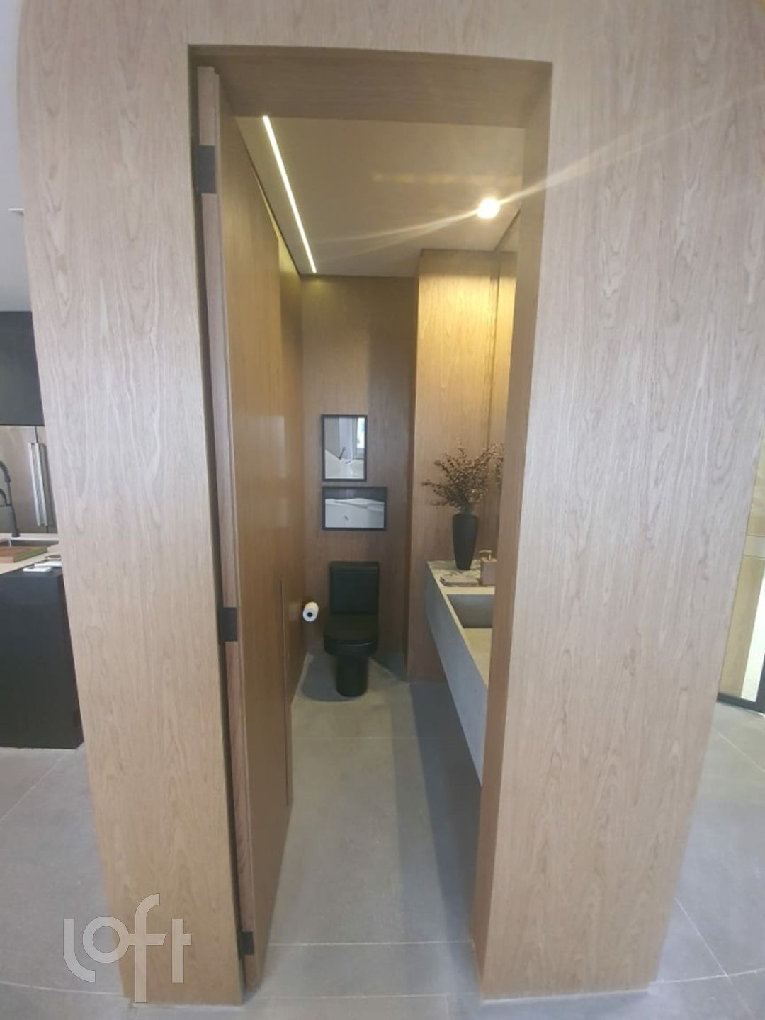 Apartamento à venda com 3 quartos, 191m² - Foto 4