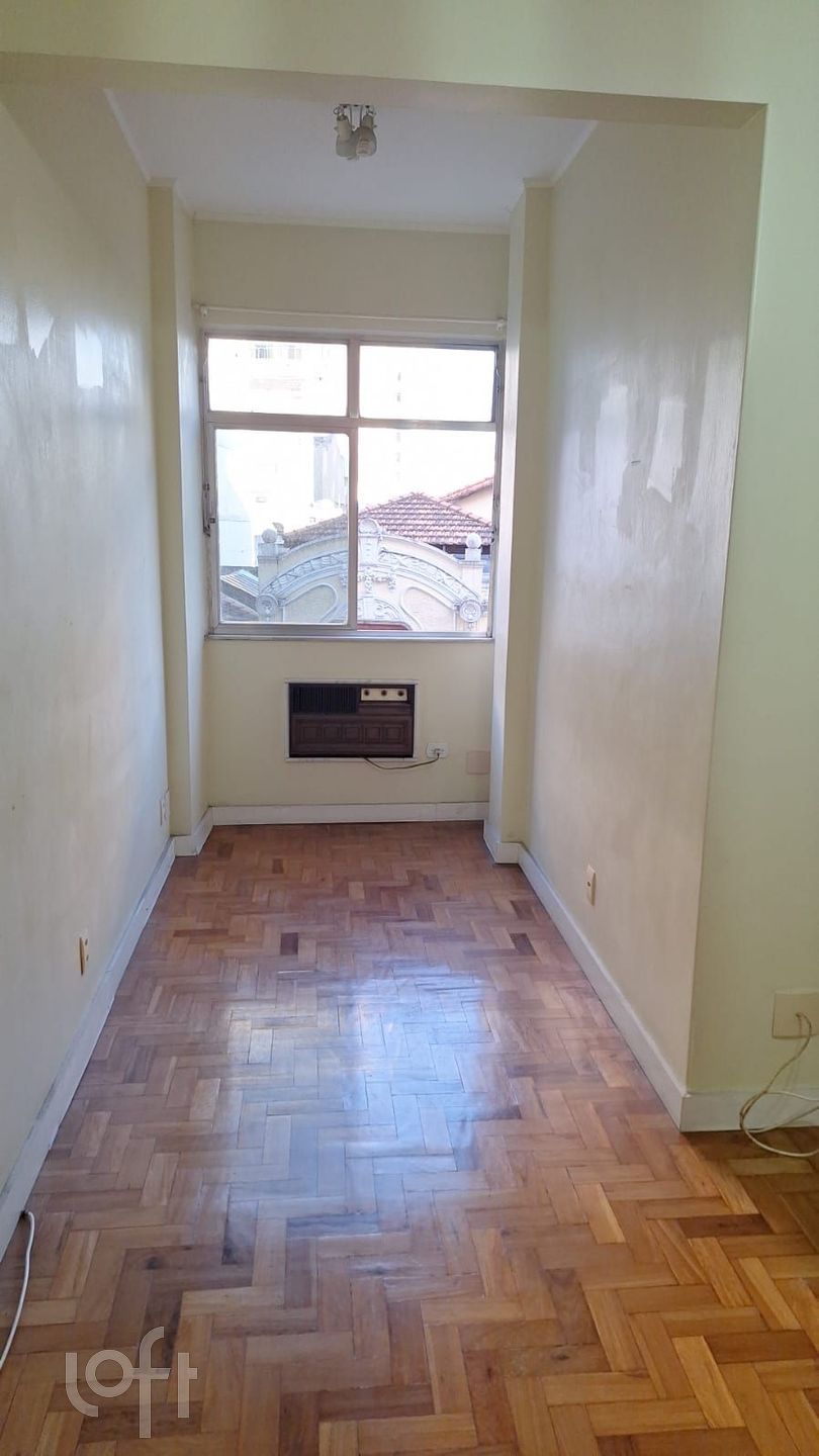 Apartamento à venda em Laranjeiras com 55 m², 2 quartos, 1 vaga