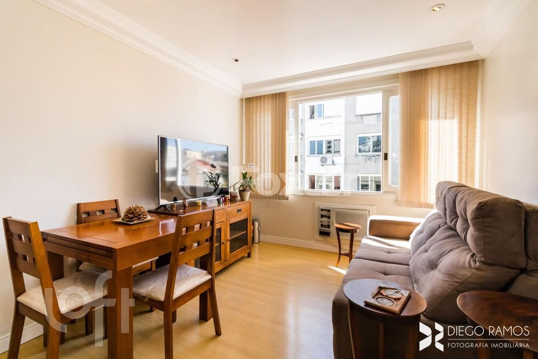 Apartamento com 60m², 2 dormitórios, 1 vaga, Petrópolis em Porto Alegre