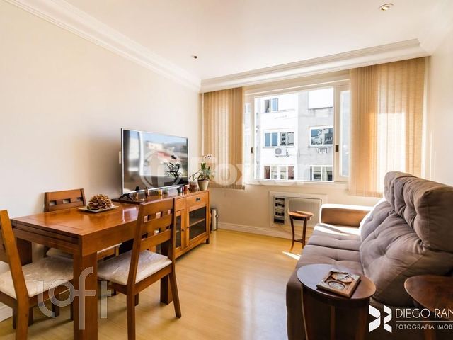 Apartamento com 60m², 2 dormitórios, 1 vaga, Petrópolis em Porto Alegre