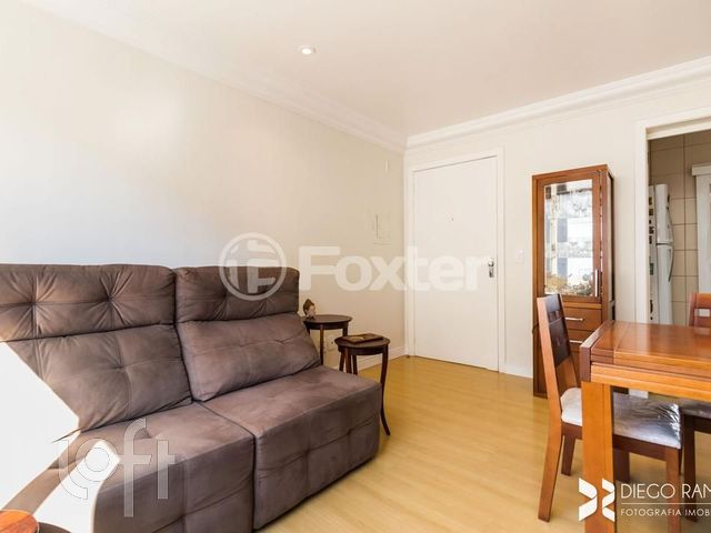 Apartamento com 60m², 2 dormitórios, 1 vaga, Petrópolis em Porto Alegre