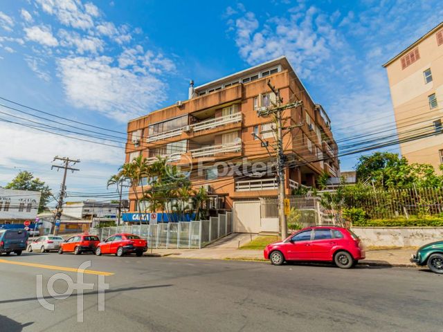 Apartamento com 128m², 3 dormitórios, 1 suíte, 2 vagas, Vila Ipiranga em Porto Alegre