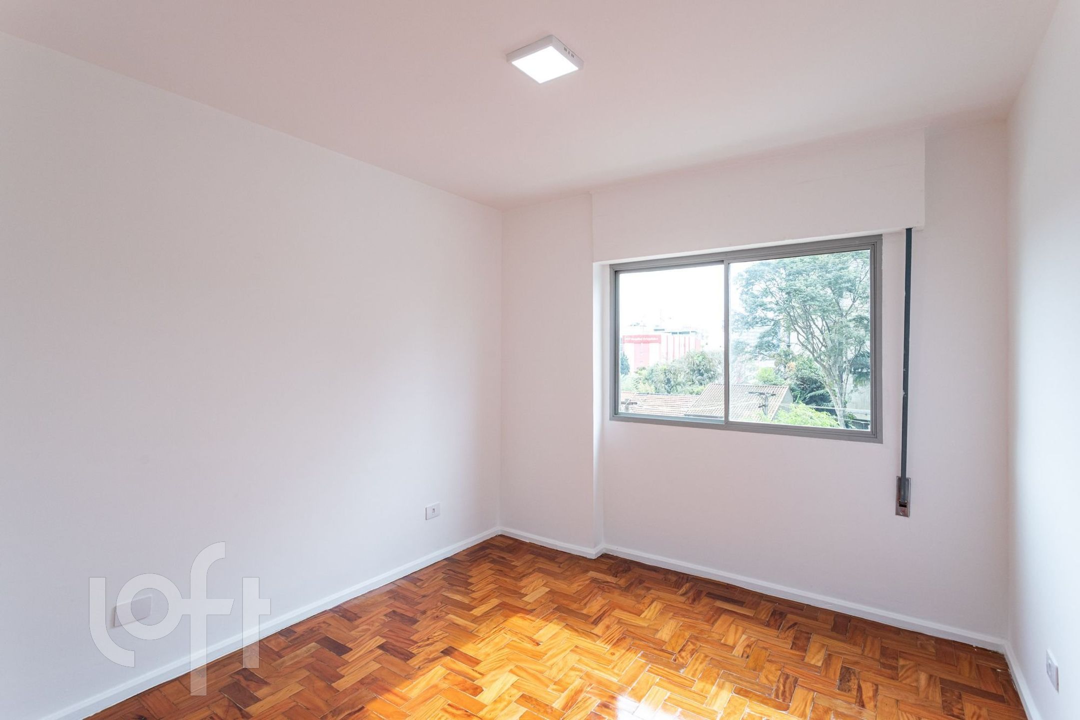 Apartamento à venda com 3 quartos, 112m² - Foto 11